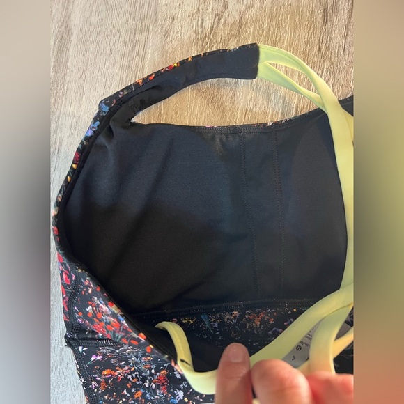 Lululemon‎ Floral Print Women's Sports Bra Size 4  NWOT - Picture 7 of 8
